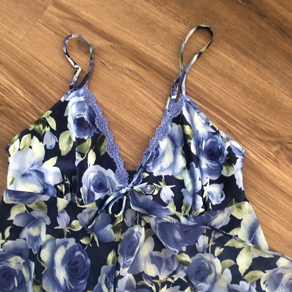 Secret Treasures Blue Green Floral Print Intimate Slip Cami Women Medium - Picture 3 of 6